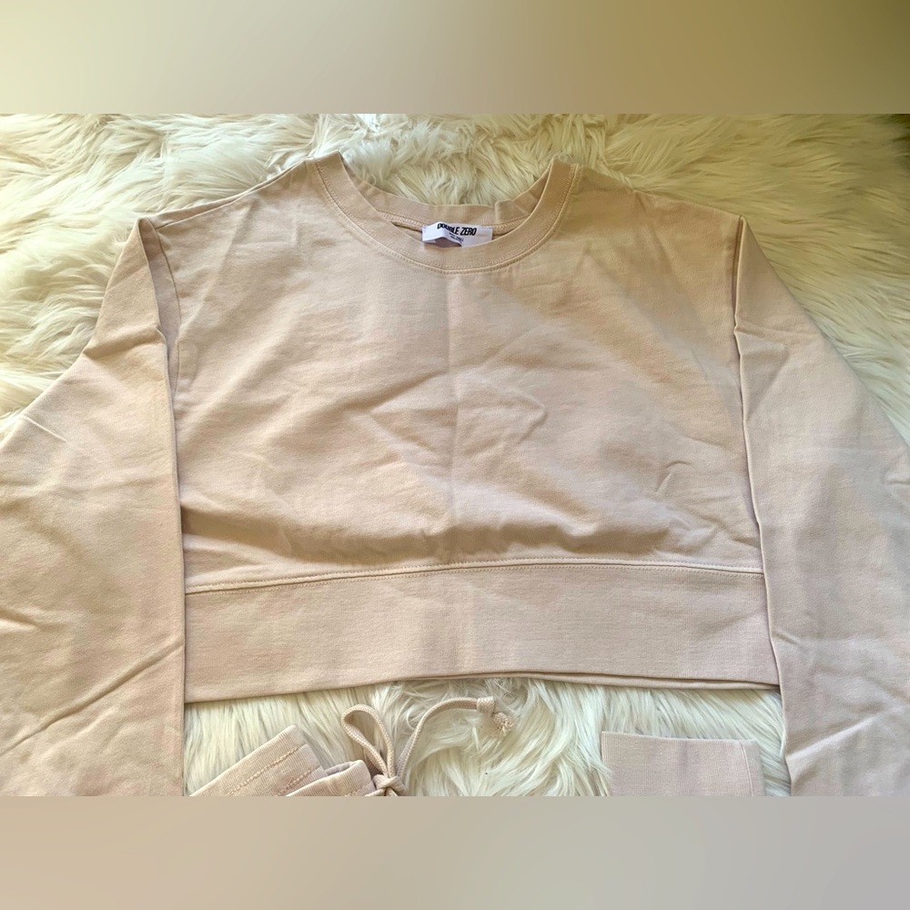 Two-Piece Light Terry Cloth Set - Picture 2 of 4